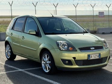FORD FIESTA 1.4 TDCI CAMBIO AUTOMATICO