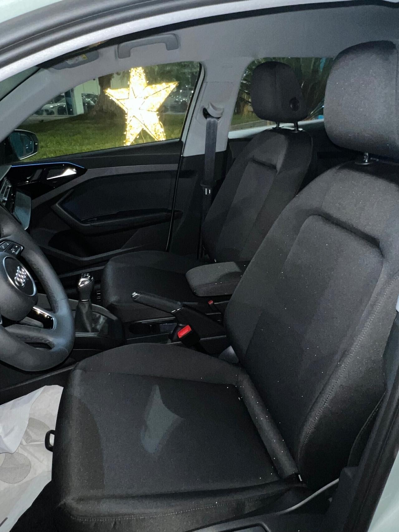 Audi A1 allstreet 30 possibilità noleggio no scoring