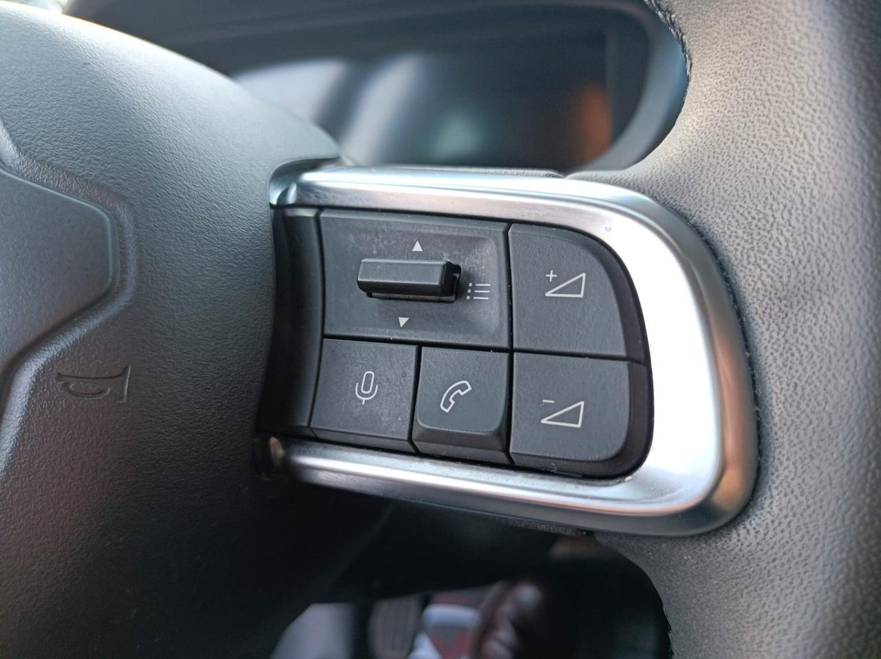 Jeep Avenger 1.2 Turbo 100 CV Altitude