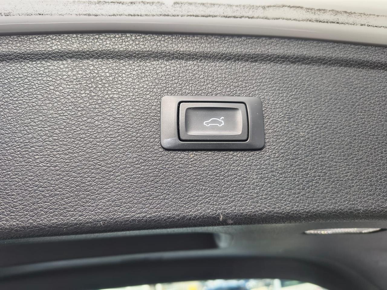 Audi Q5 50 TFSI e quattro S tronic Business