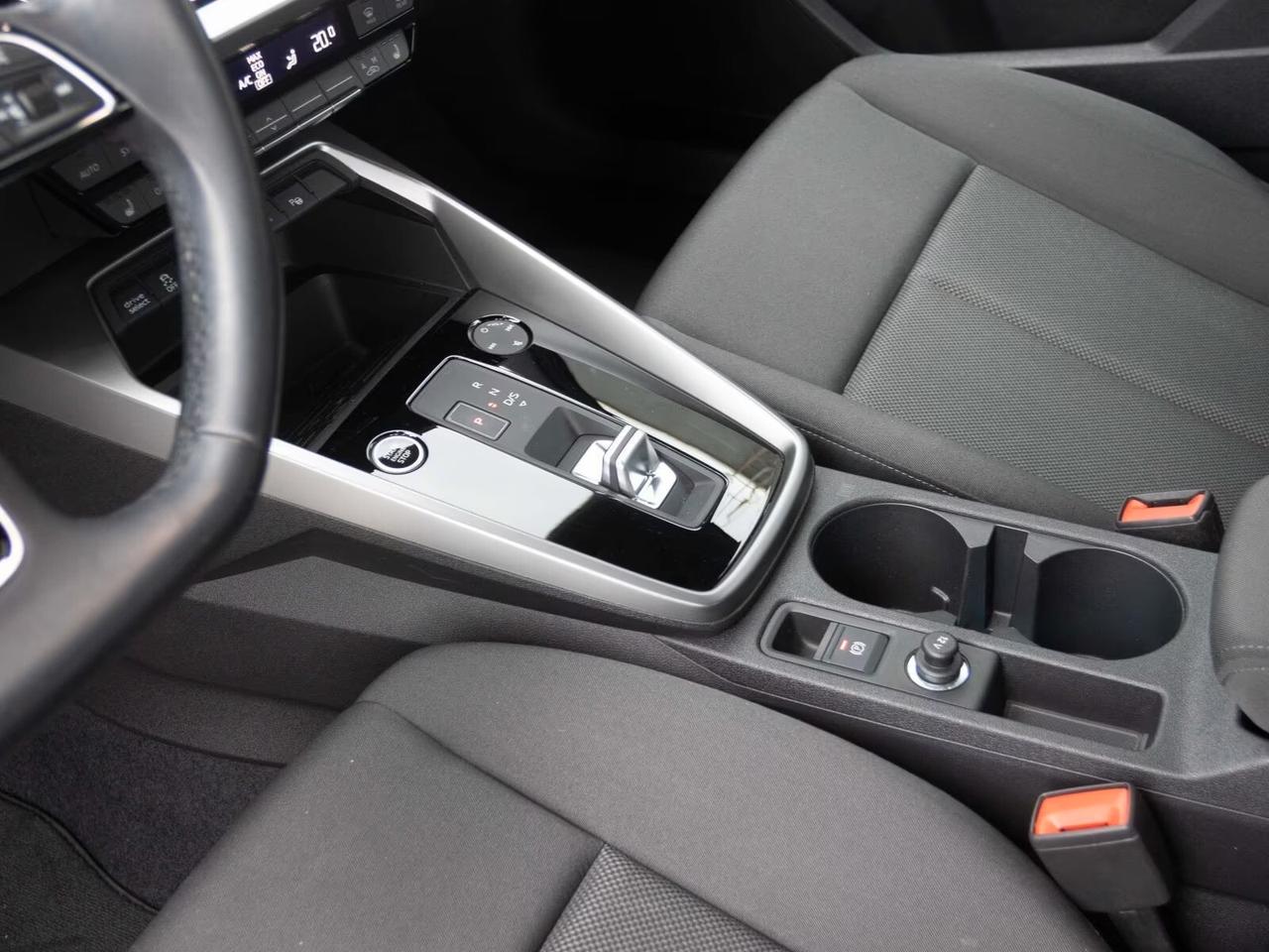 Audi A3 SPB 40 TFSIe S-LINE S-TRONIC