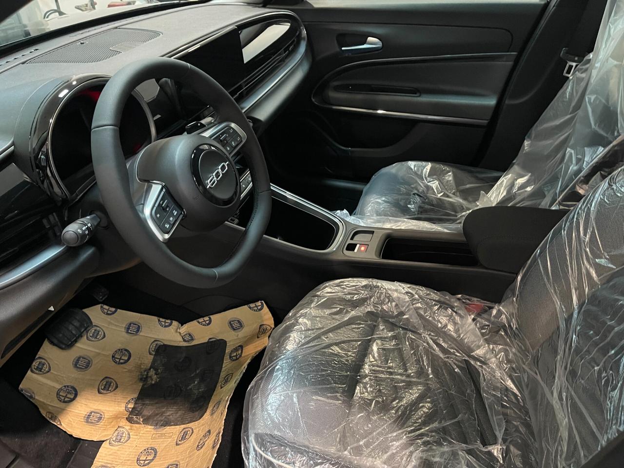 Fiat 600 Hybrid 145 CV DCT MHEV Icon