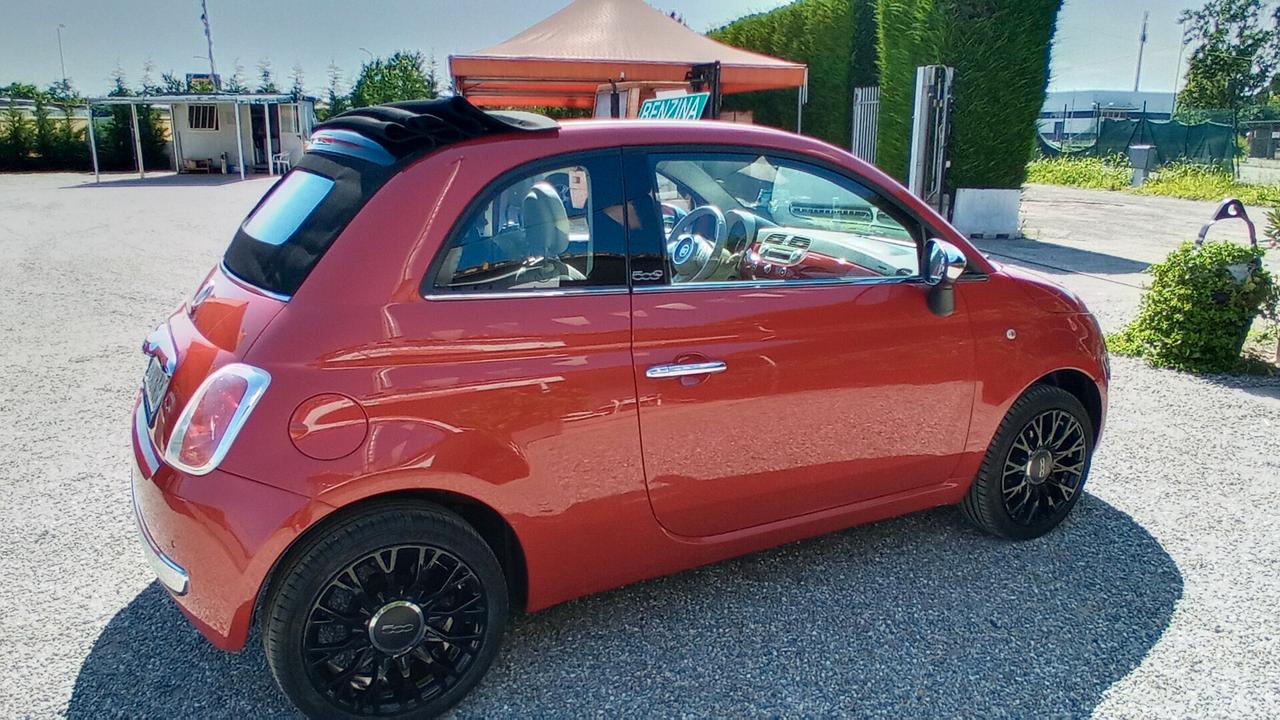 Fiat 500 500C Cabrio 1.2 Rock Cv. 69 Adatta a Neopatentati Versione con colore Fiat Rosso Corsa