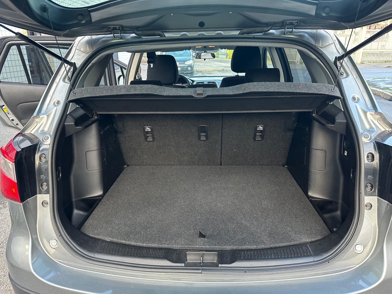 Suzuki SX4 S-Cross 1.6 16V VVT CVT Star View