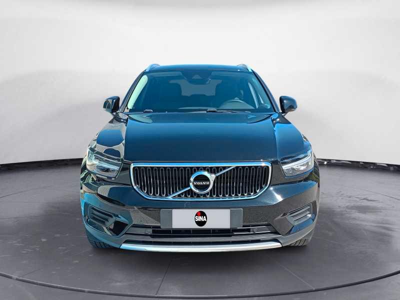 VOLVO XC40 1.5 t2 Momentum auto my21