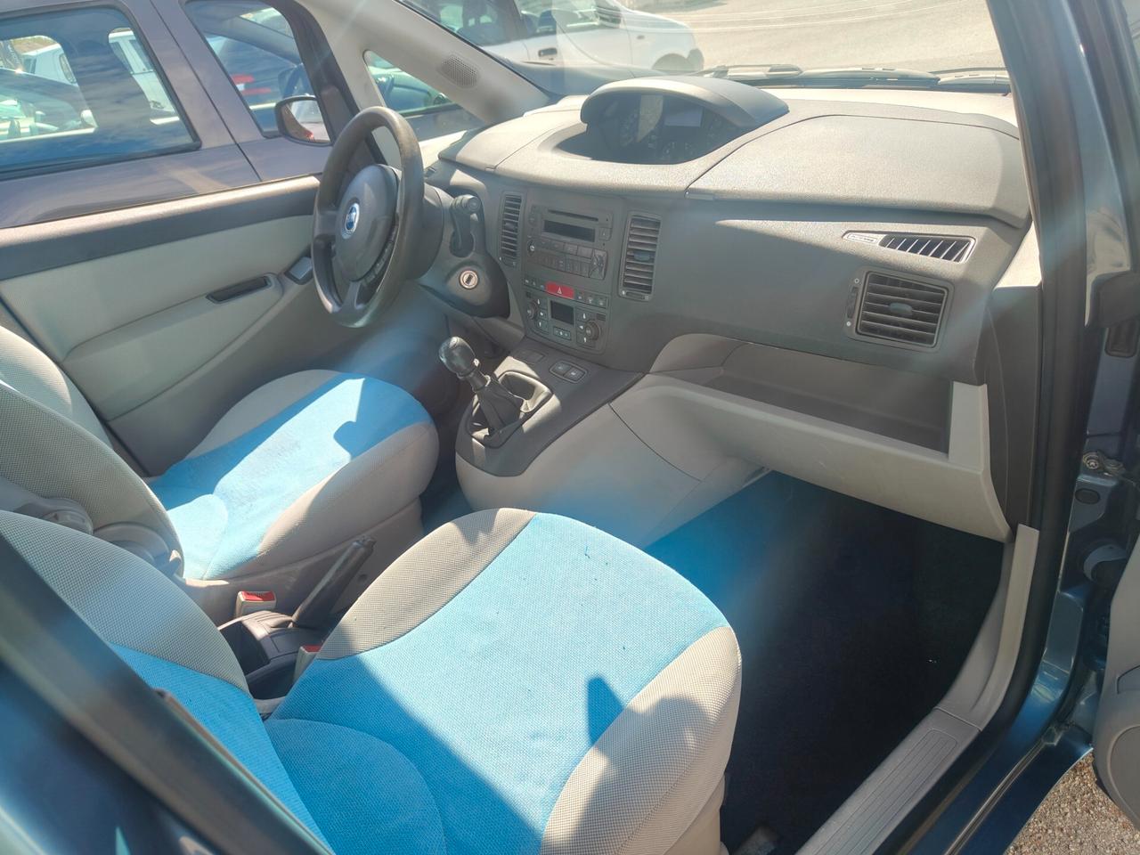 Fiat Idea 1.4 16V Emotion