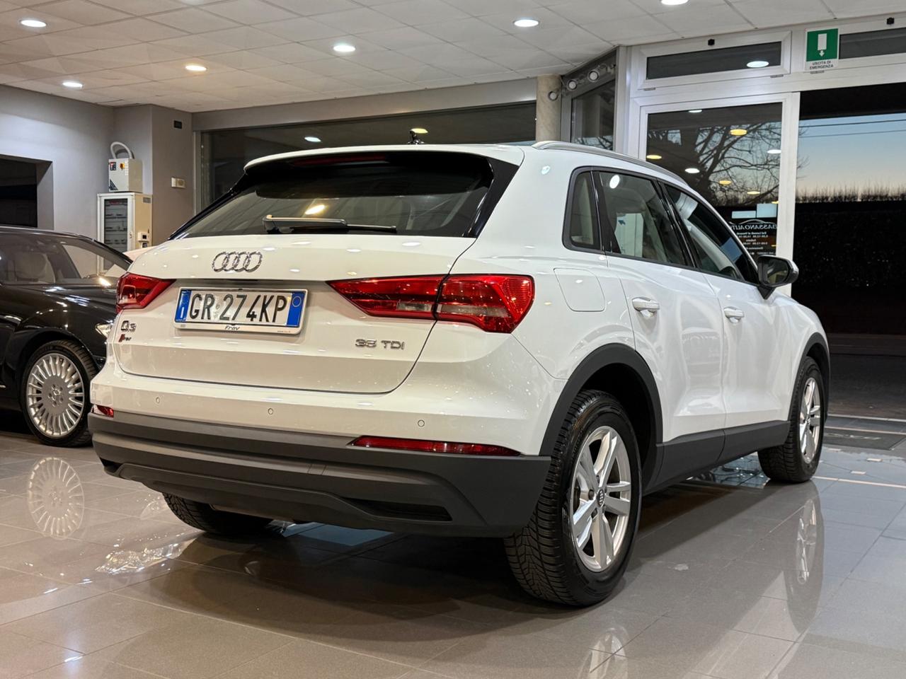 Audi Q3 35 2.0 tdi Business s-tronic 2019 !!