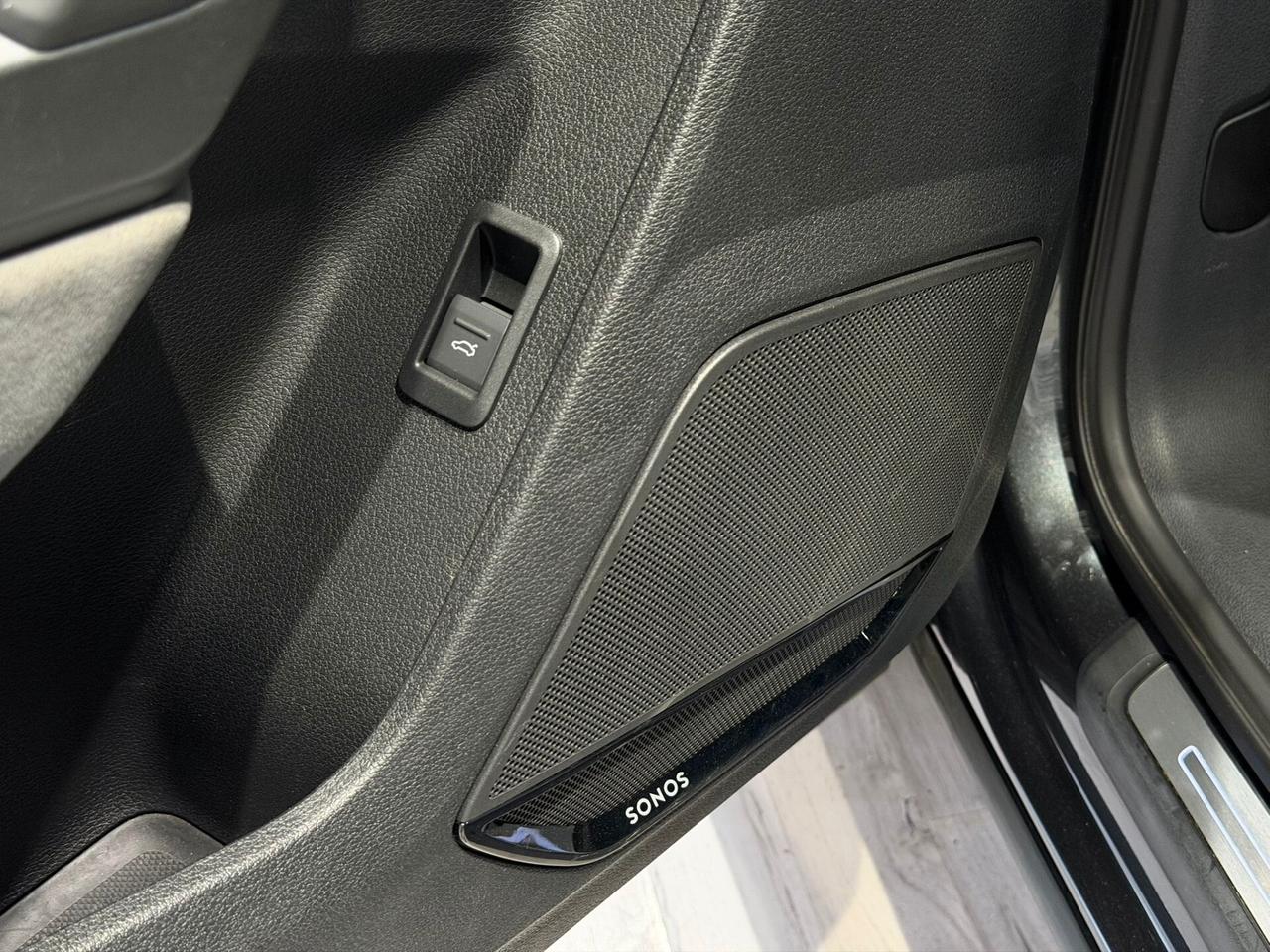 Audi Q3 SPB 35 TDI S-Line Identity Black S-Tronic