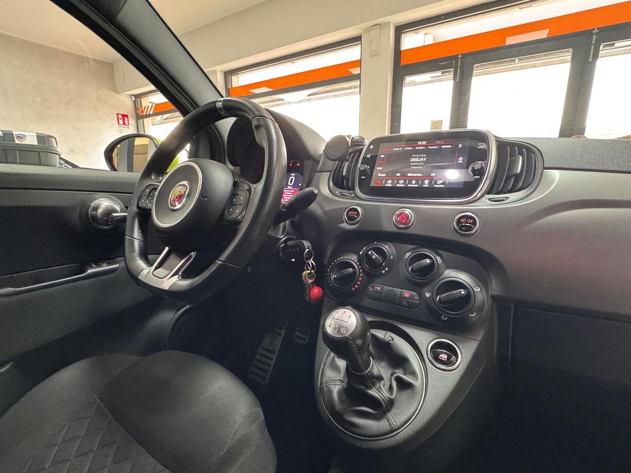 Abarth 595 Pista 70 anniversario 1.4 T-jet