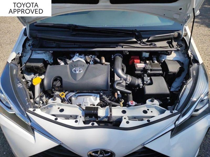 Toyota Yaris 5P 1.5 LOUNGE
