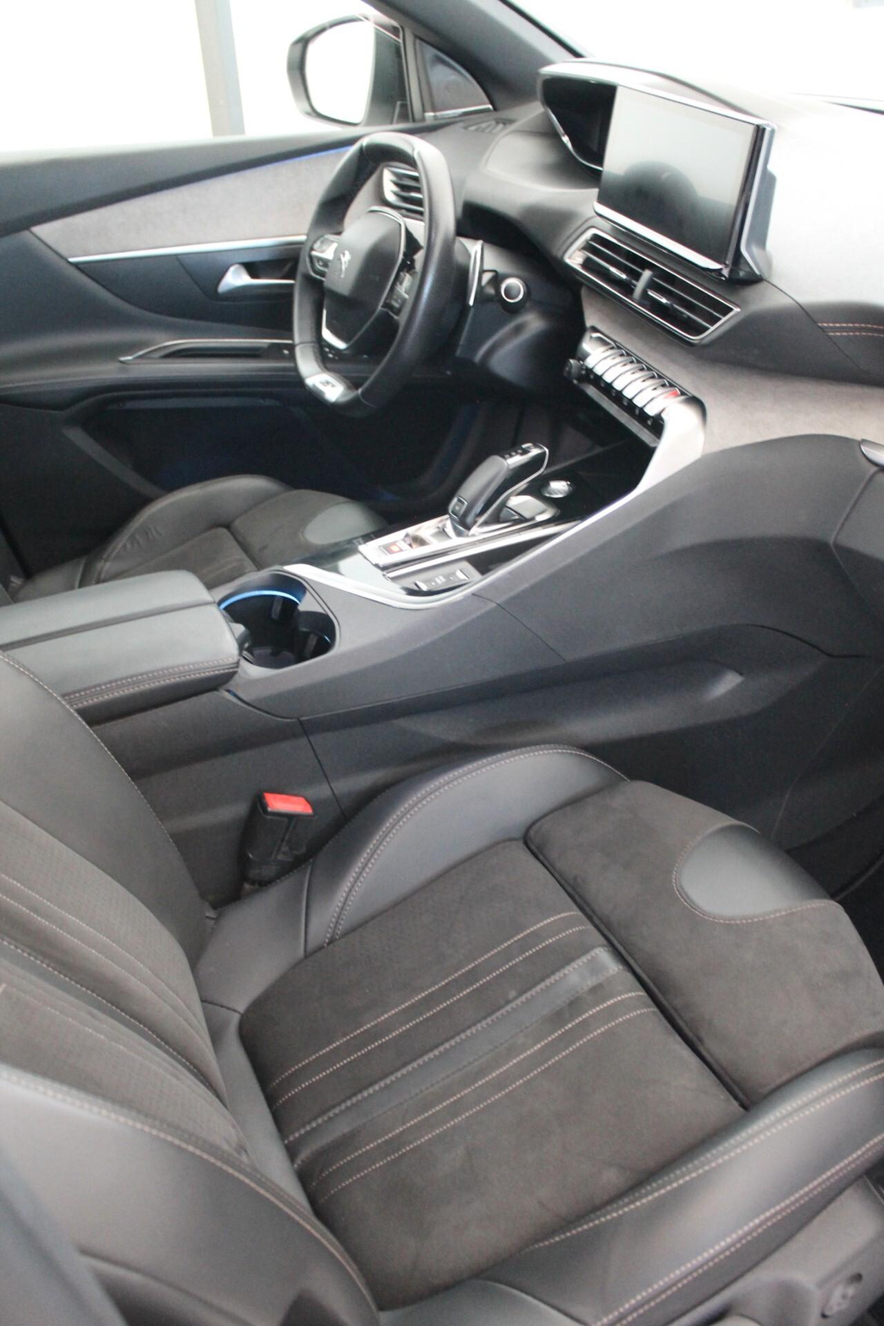 Peugeot 3008 BlueHDi 130 S&S EAT8 GT