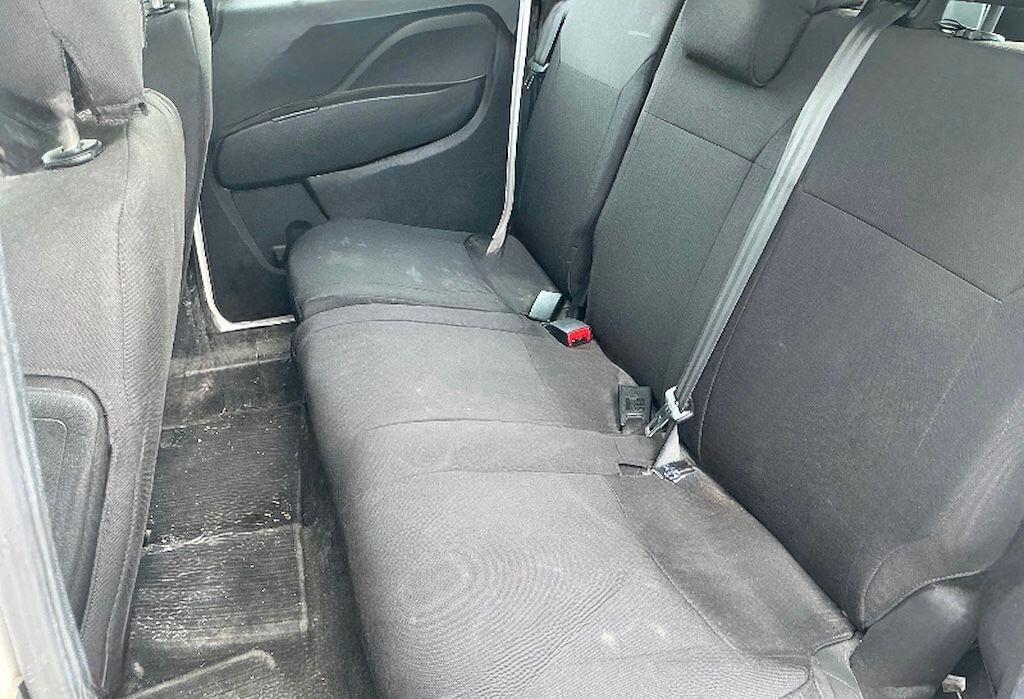 FIAT DOBLO' 1.6mjt AUTOCARRO 5 POSTI