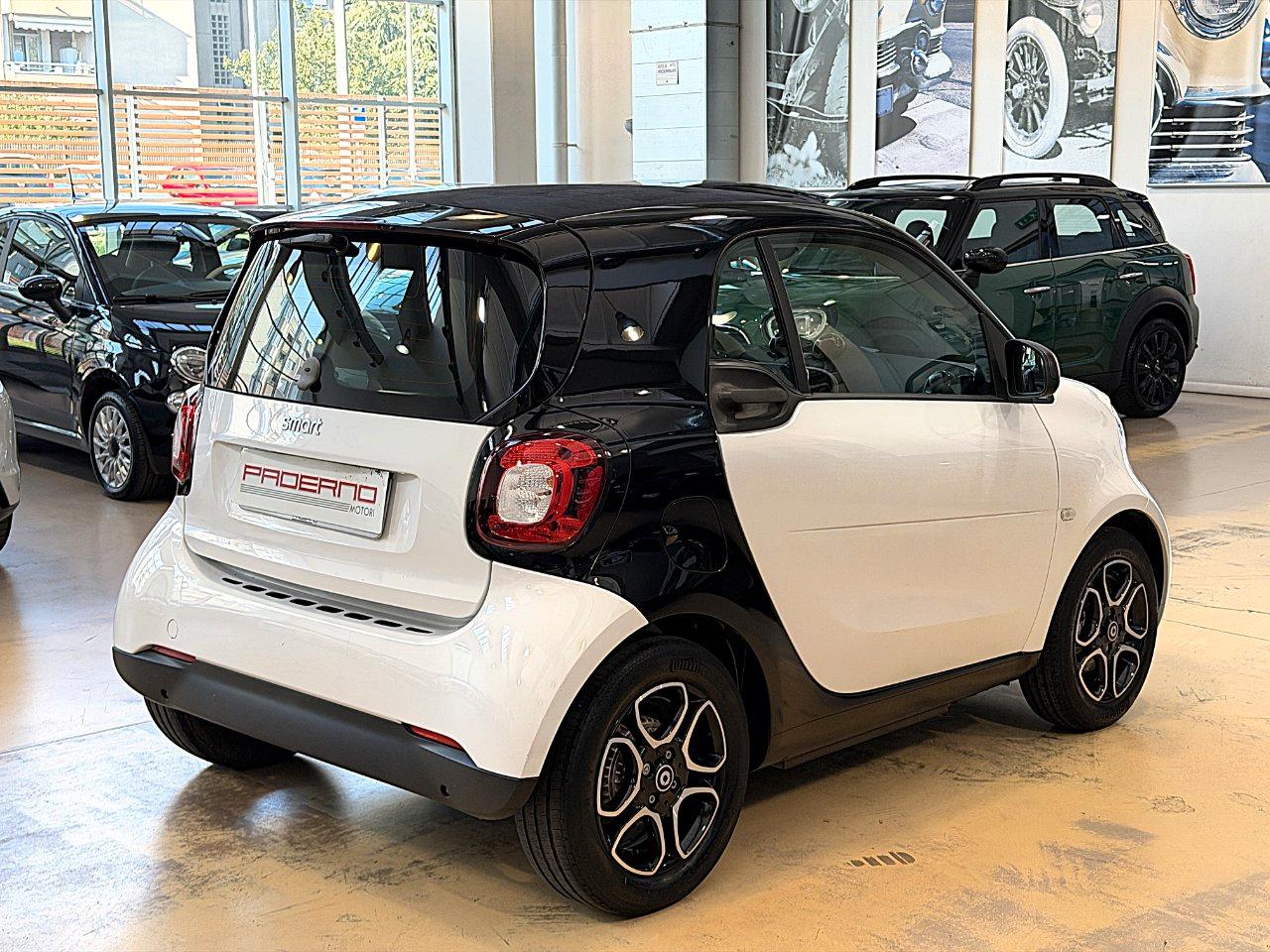 Smart fortwo coupe electric drive Passion