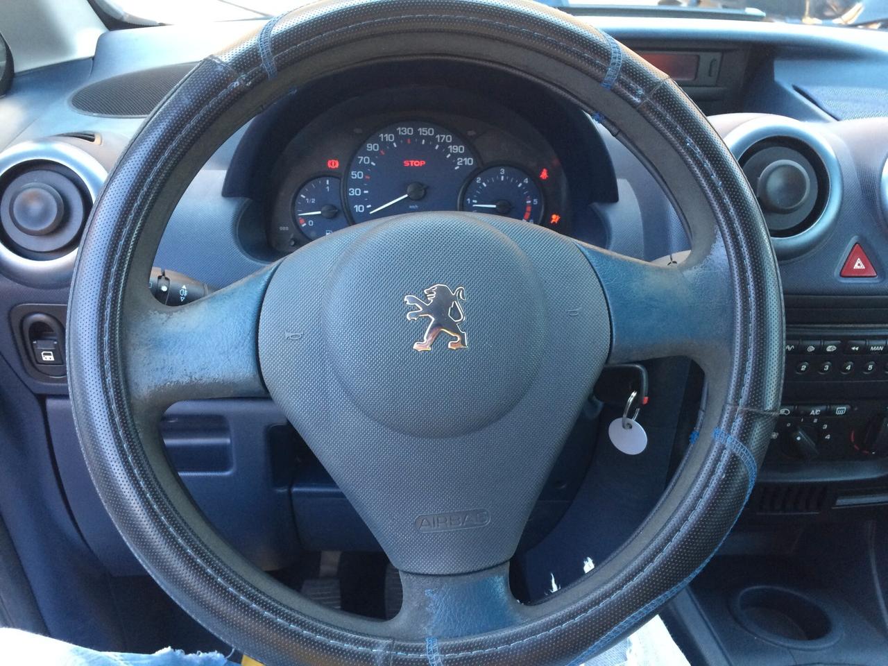 2005 Peugeot 1007 1.4 HDi Trendy tagliandata con cinta distribuzione eseguita a km 175000!!!