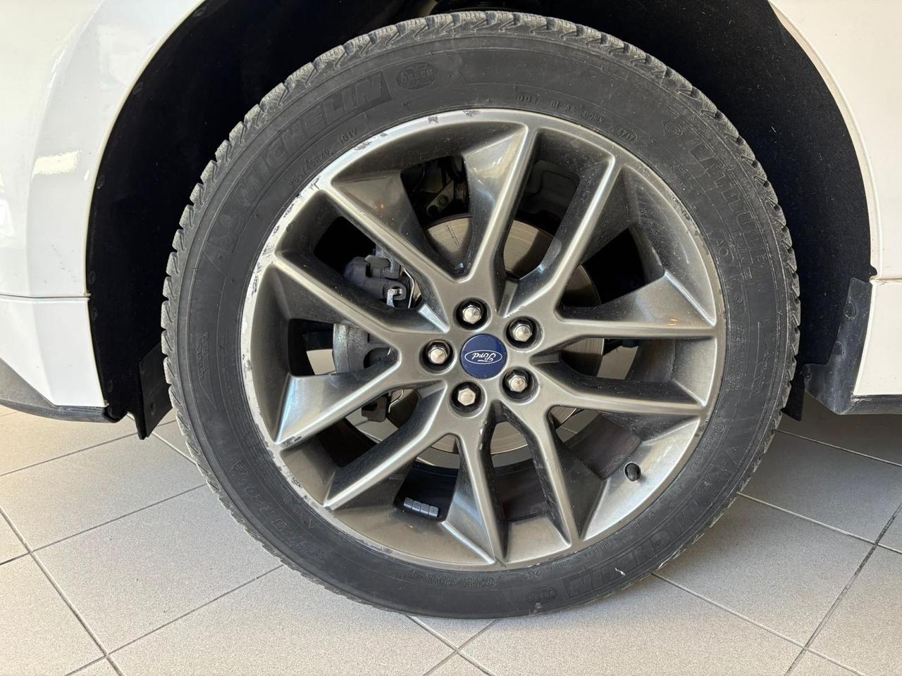 Ford Edge 2.0 TDCI 210 CV AWD S&S Powershift ST Line