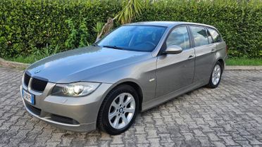 Bmw 320d 177CV E91 MOTORE BATTE !