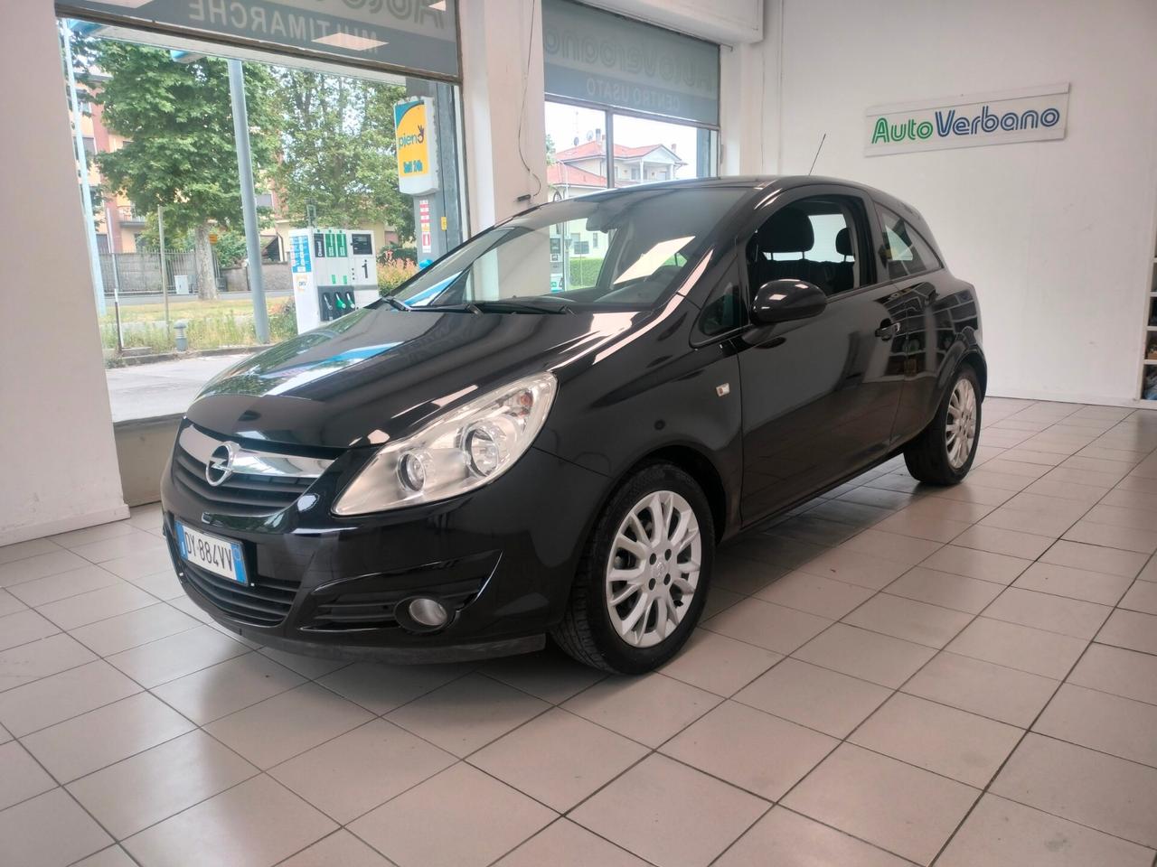 Opel Corsa 1.2 5 porte Easytronic Enjoy