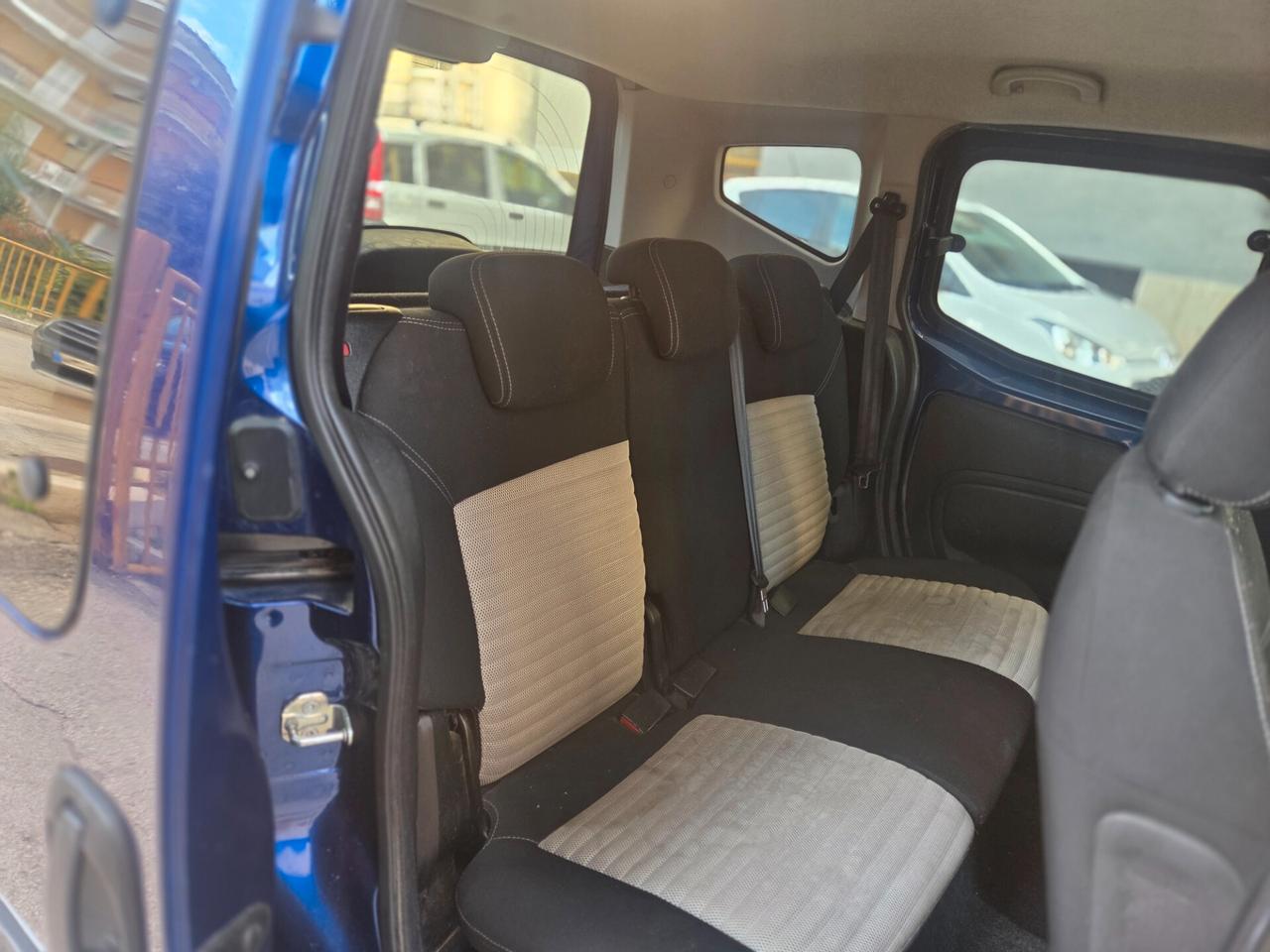 Fiat Qubo 1.3 MJT 95 CV Trekking