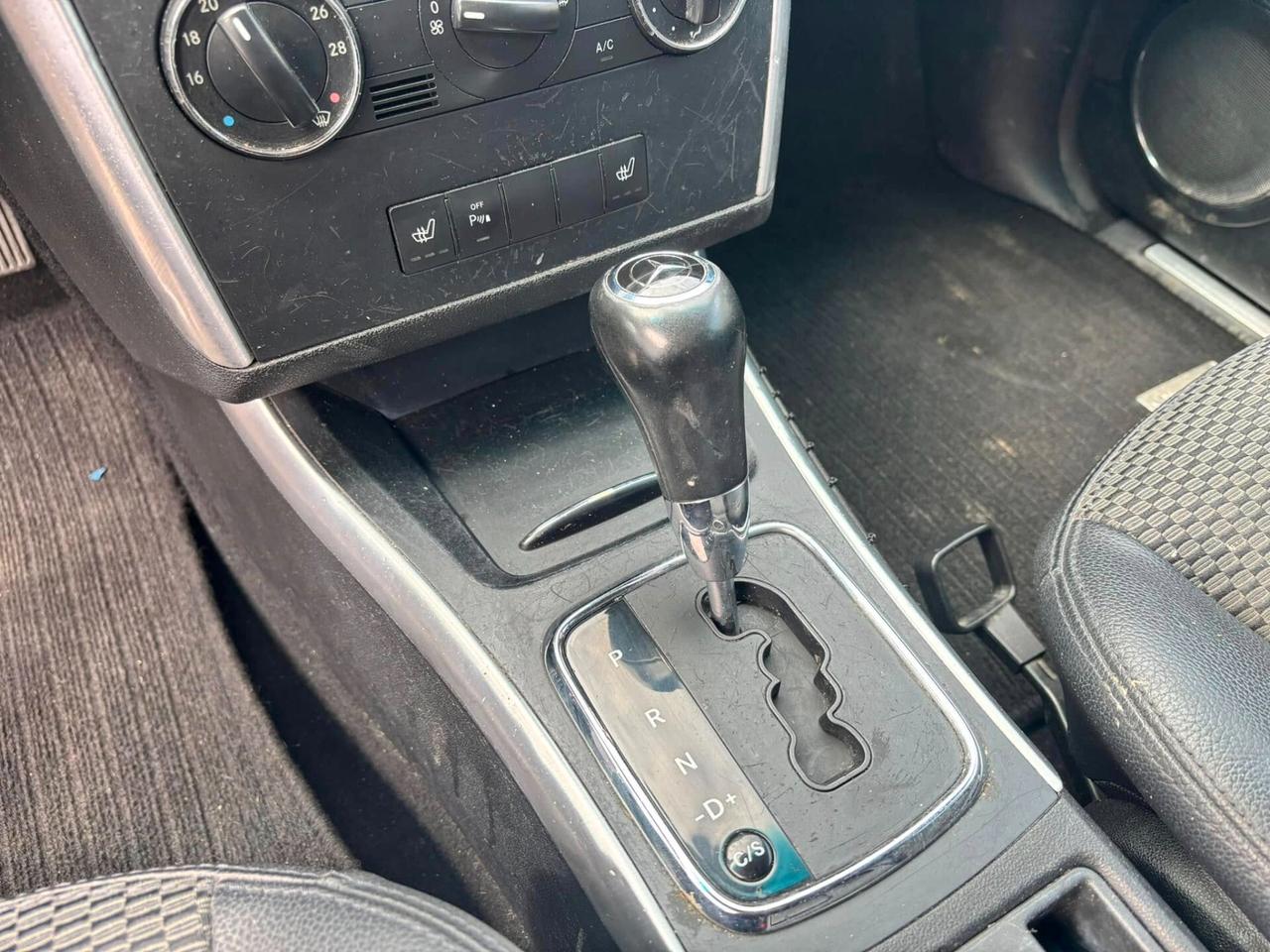 MERCEDES A 180 CAMBIO AUTOMATICO
