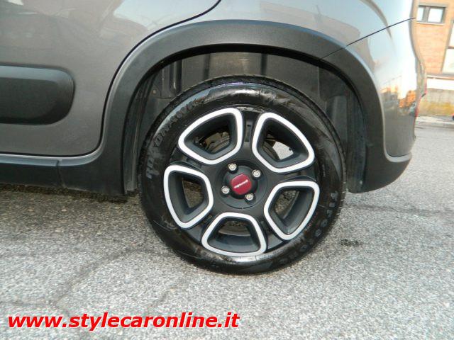 FIAT Panda 1.0 HYBRID 70CV 5Posti - UNIPRO TAGLIANDATA