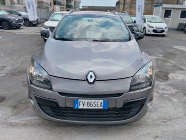 RENAULT MEGANE 1.5 DIESEL STATION WAGON 2011