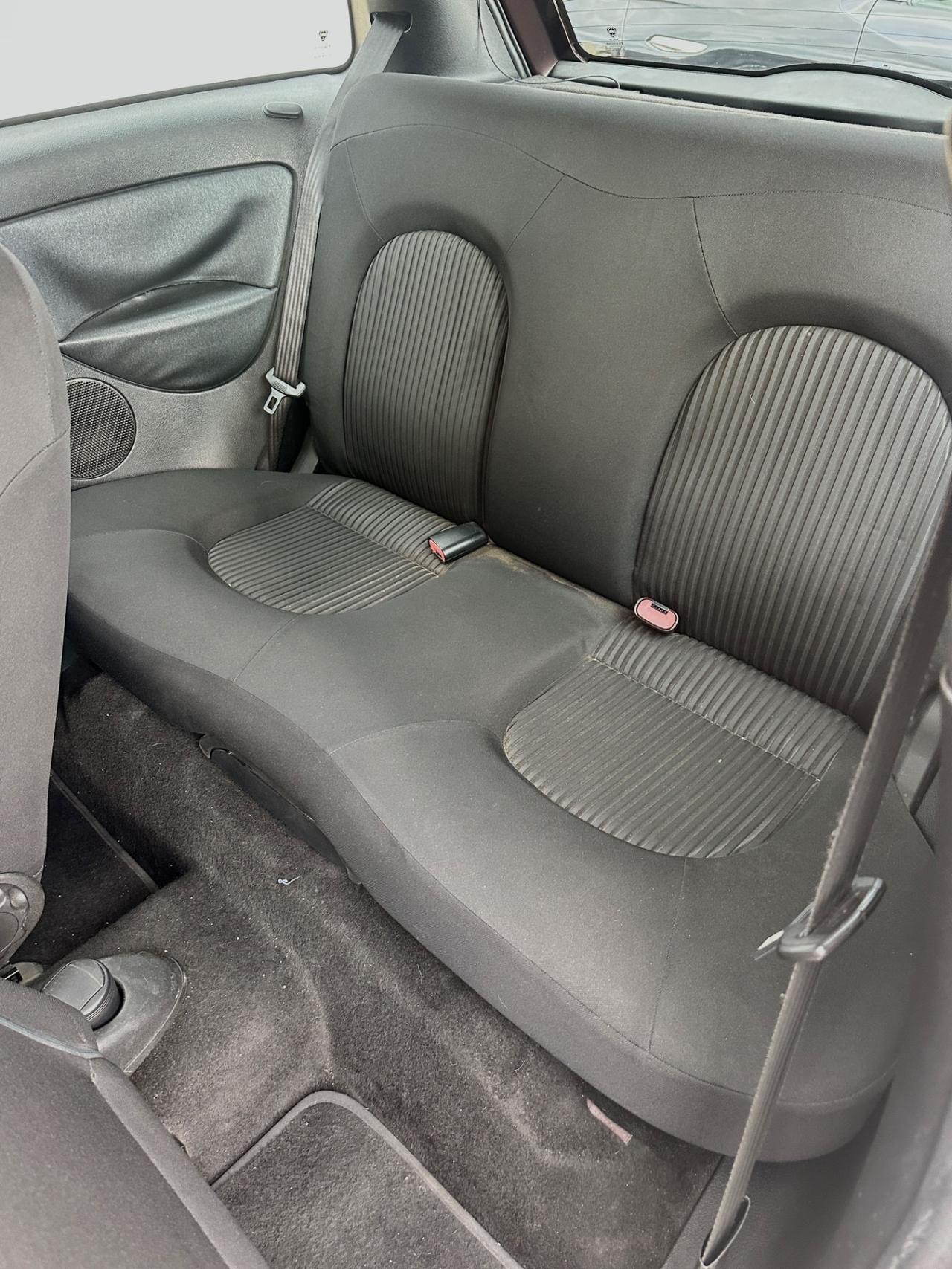 Lancia Ypsilon 1.3 MJT 75 CV 3p Platino