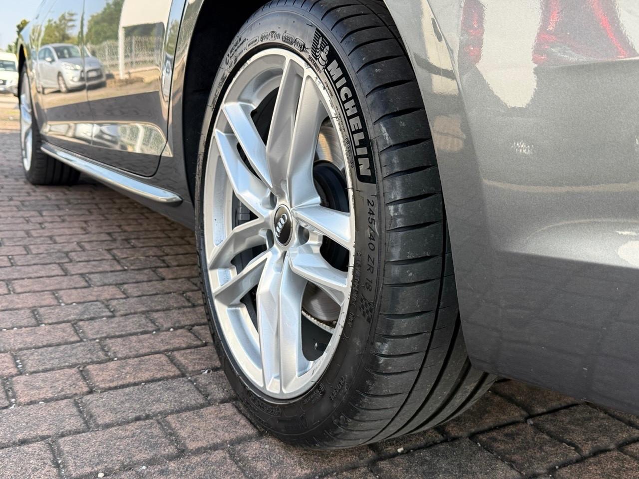 Audi A4 Avant 2.0 TDI 190 CV quattro S-LINE