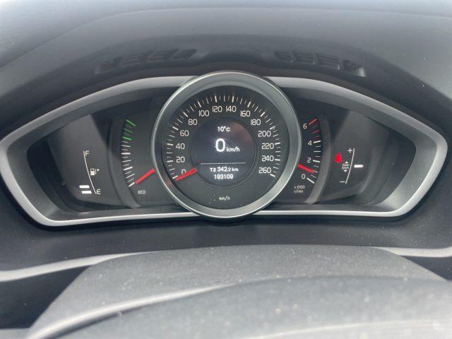 VOLVO V40 D2 1.6 DIESEL 115 CV Momentum