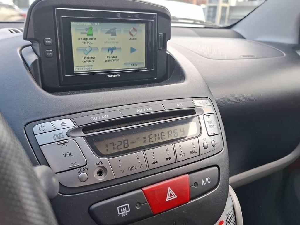 Toyota Aygo 3 Porte 1.0 Now Red Edition