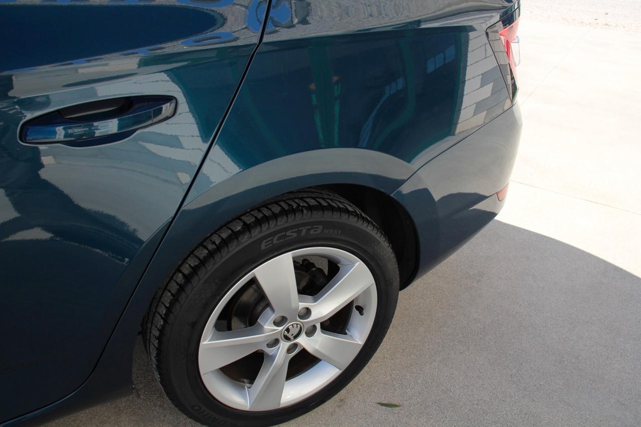Skoda Fabia 1.0 TSI Wagon ScoutLine (70 KW - 95 CV Neopatentati)