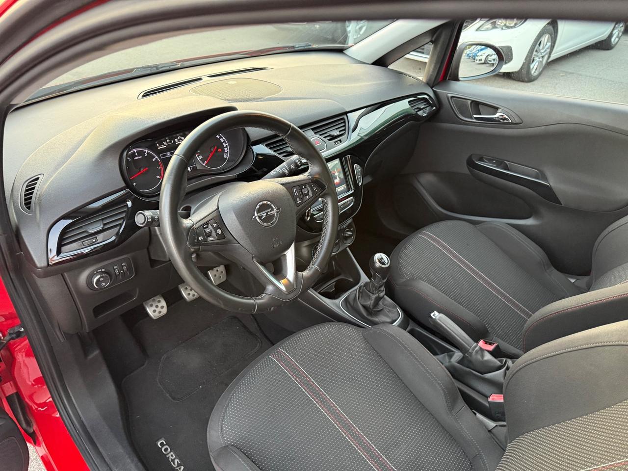 Opel Corsa 1.4 90CV GPL Tech 5 porte Black Edition Bicolor