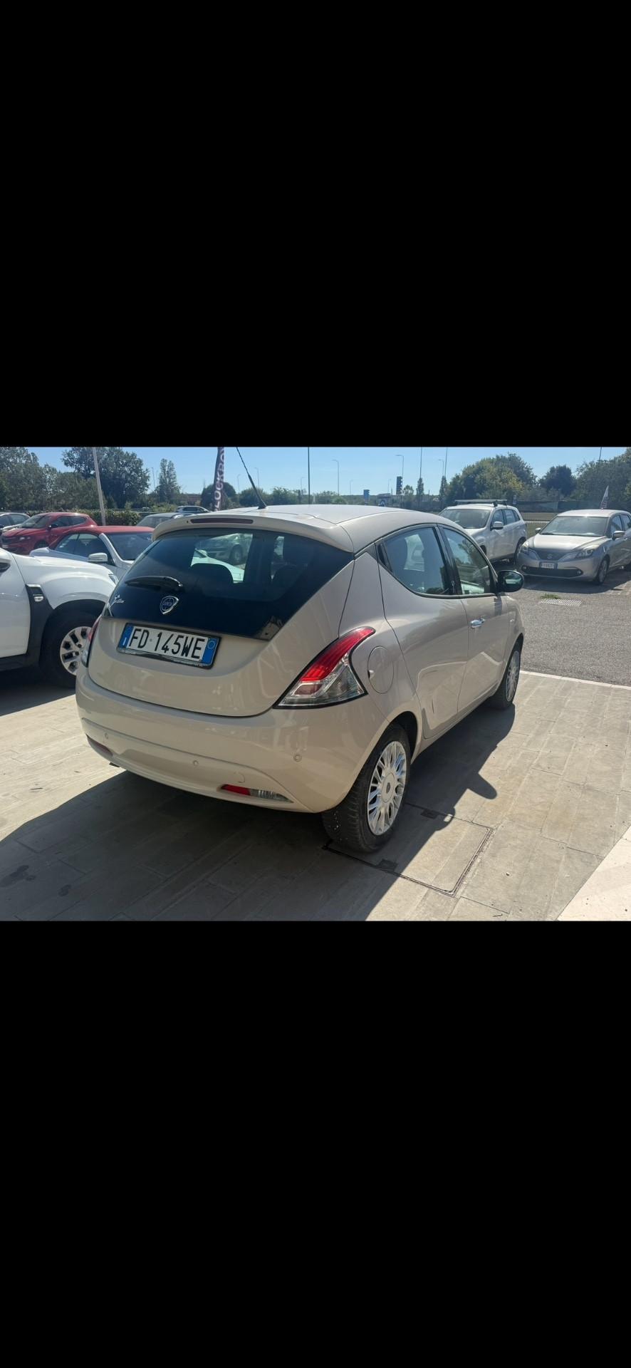 Lancia Ypsilon 1.3 MJT 16V 95 CV 5 porte S&S Gold