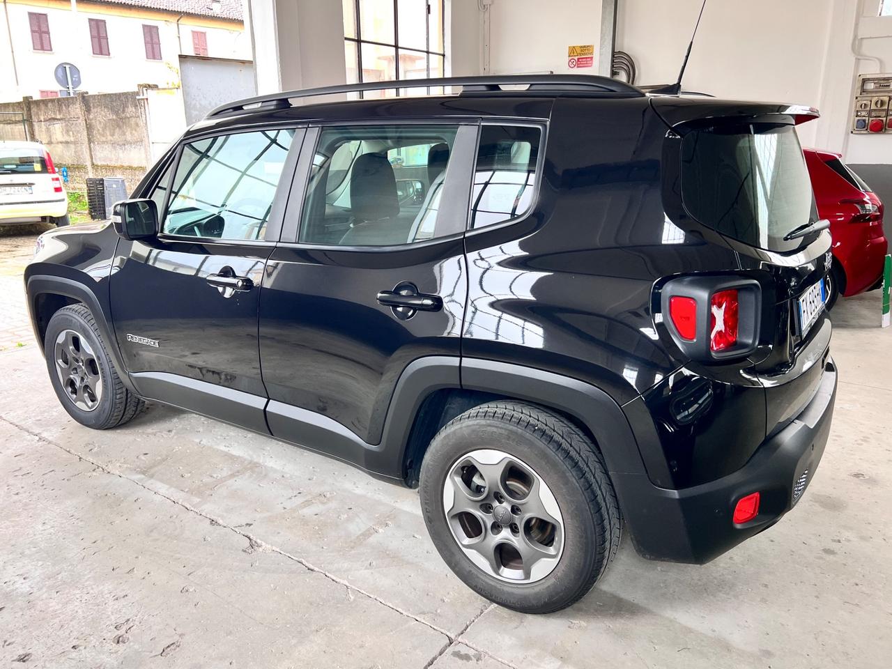 Jeep Renegade 1.3 T4 DDCT Longitude