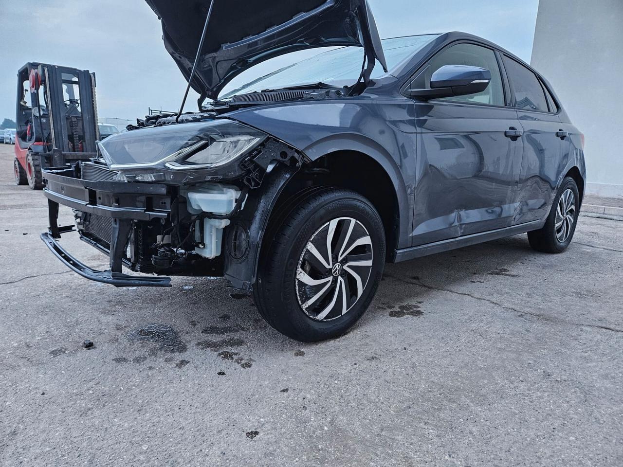 Volkswagen Polo 1.0 evo Life 80cv INCIDENTATA