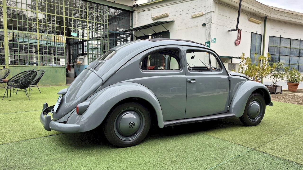 Volkswagen Maggiolino “Ovalino“ Standard Ragtop Sunroof - 1957