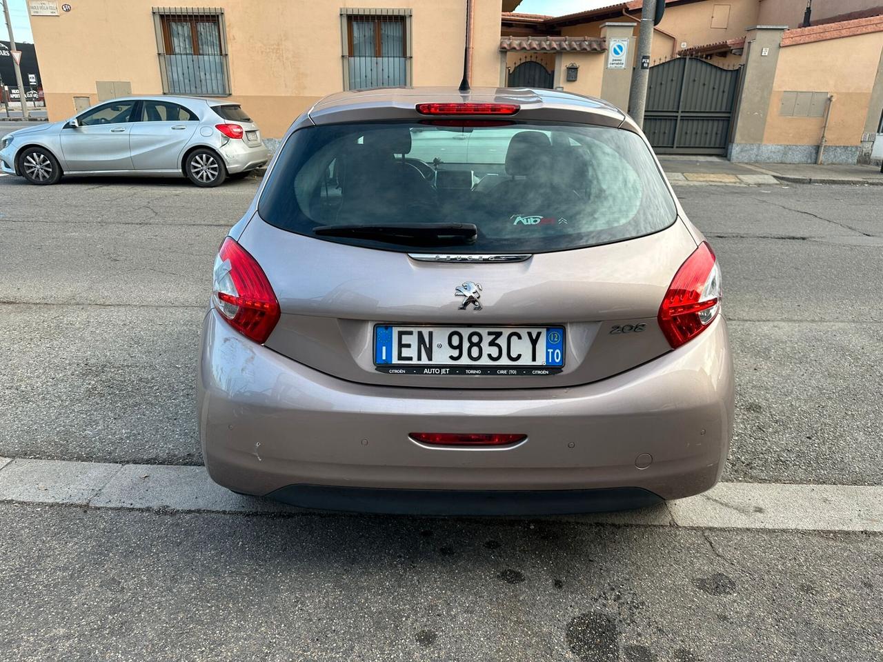 Peugeot 208 1.2 VTi 82 CV 3 porte Allure