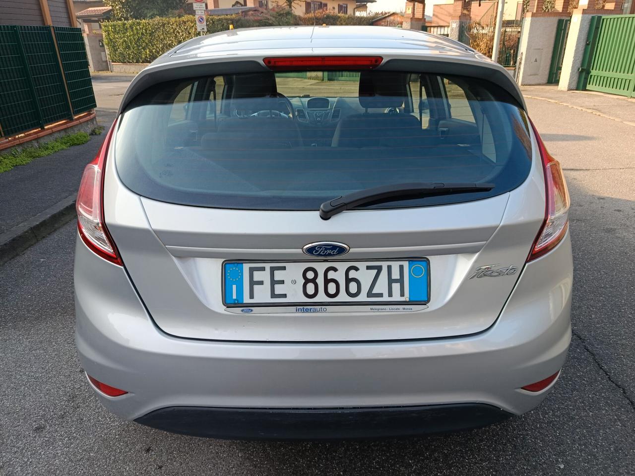 Ford Fiesta 1.5 TDCi 75CV 5 porte Business DOPPIO TRENO PNEUMATICI CON CERCHI