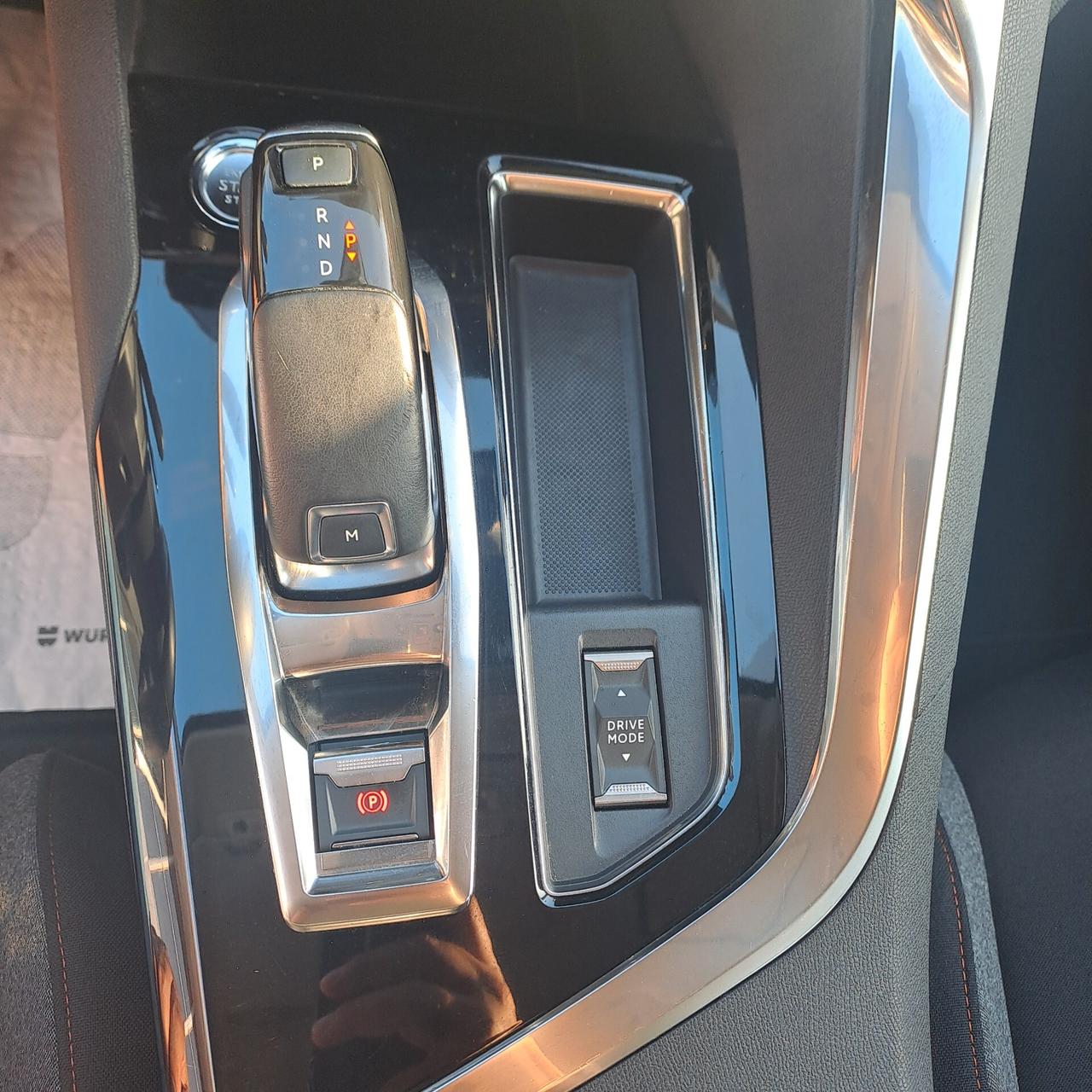 Peugeot 3008 1.5 Bluehdi 130 Cv Eat8 Business
