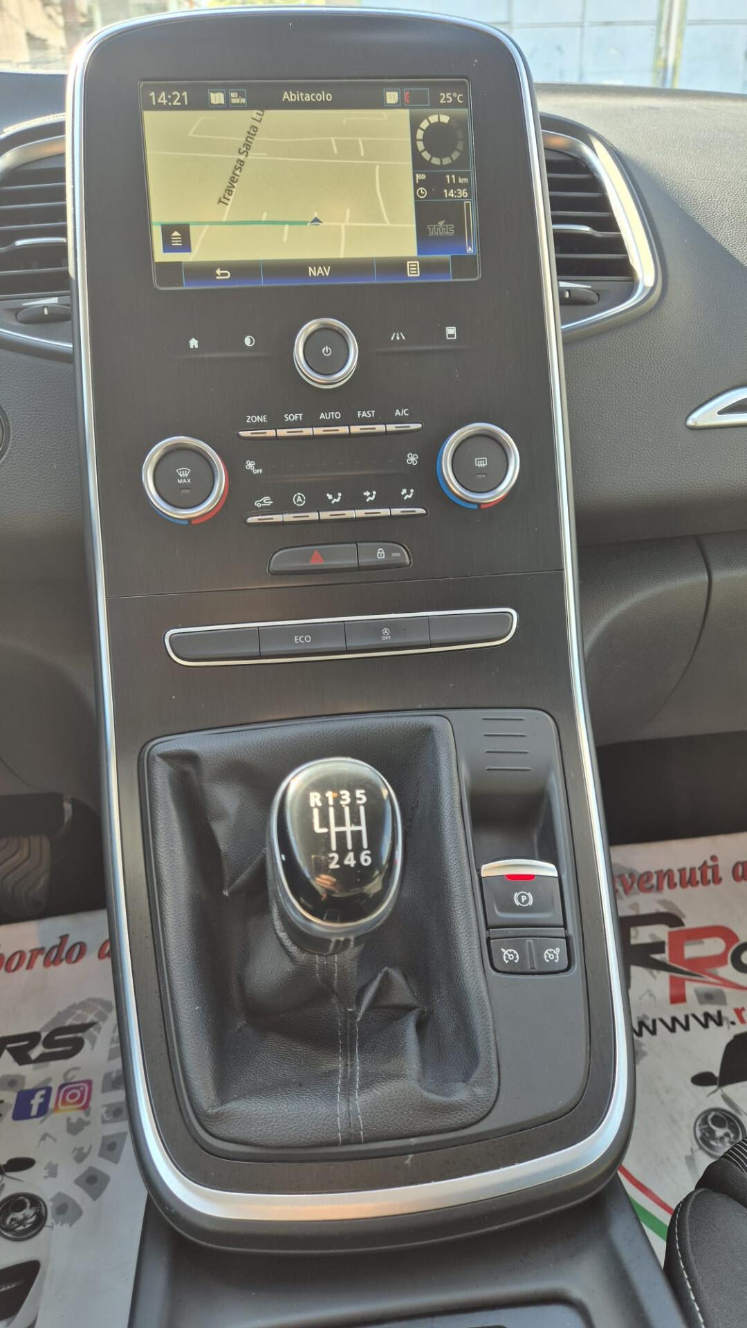 Renault Grand Scenic TCe 140 CV EDC FAP Intens