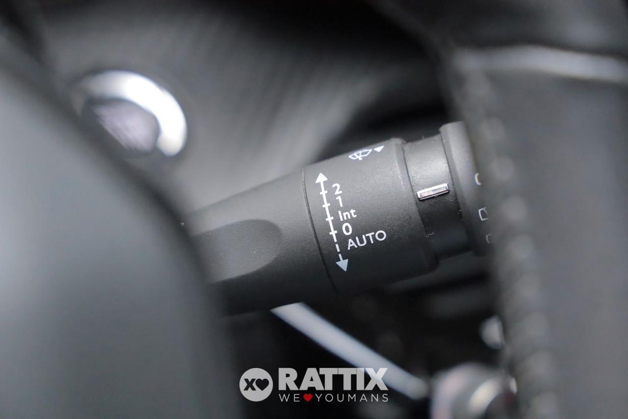 Peugeot e-208 motore elettrico 100kW Allure Pack