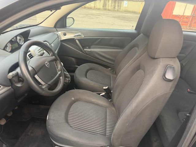 LANCIA Ypsilon 1.2 Versus senza nessun lavoro da fare