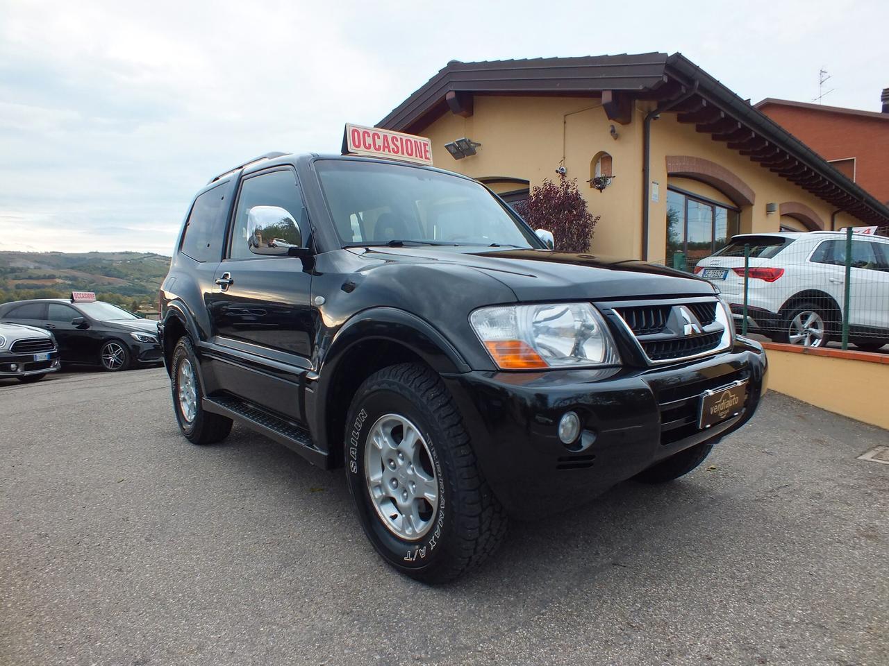 MITSUBISHI PAJERO 3.2 16V DI-D CORTO GLX