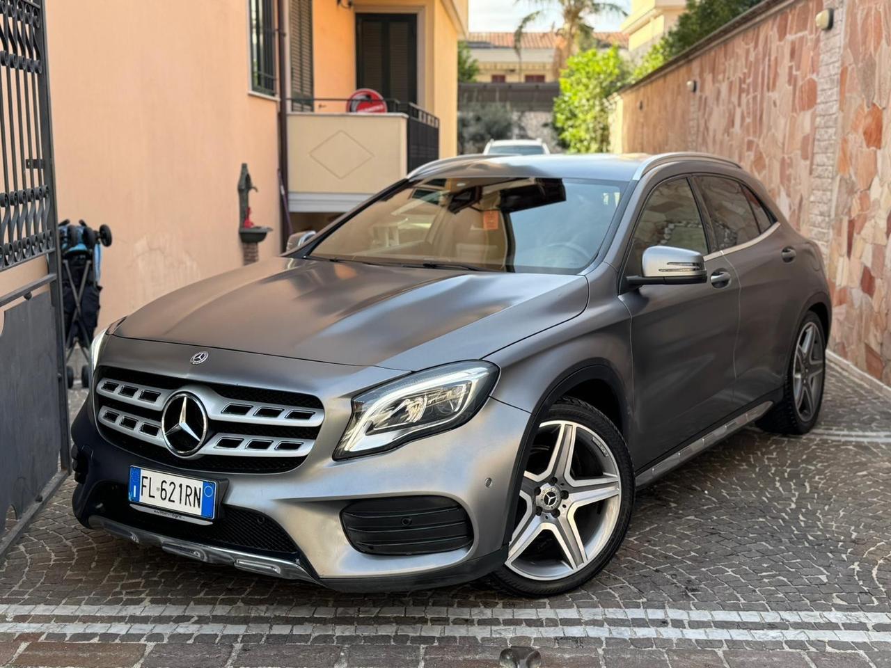 Mercedes-benz GLA 200 d Automatic Premium