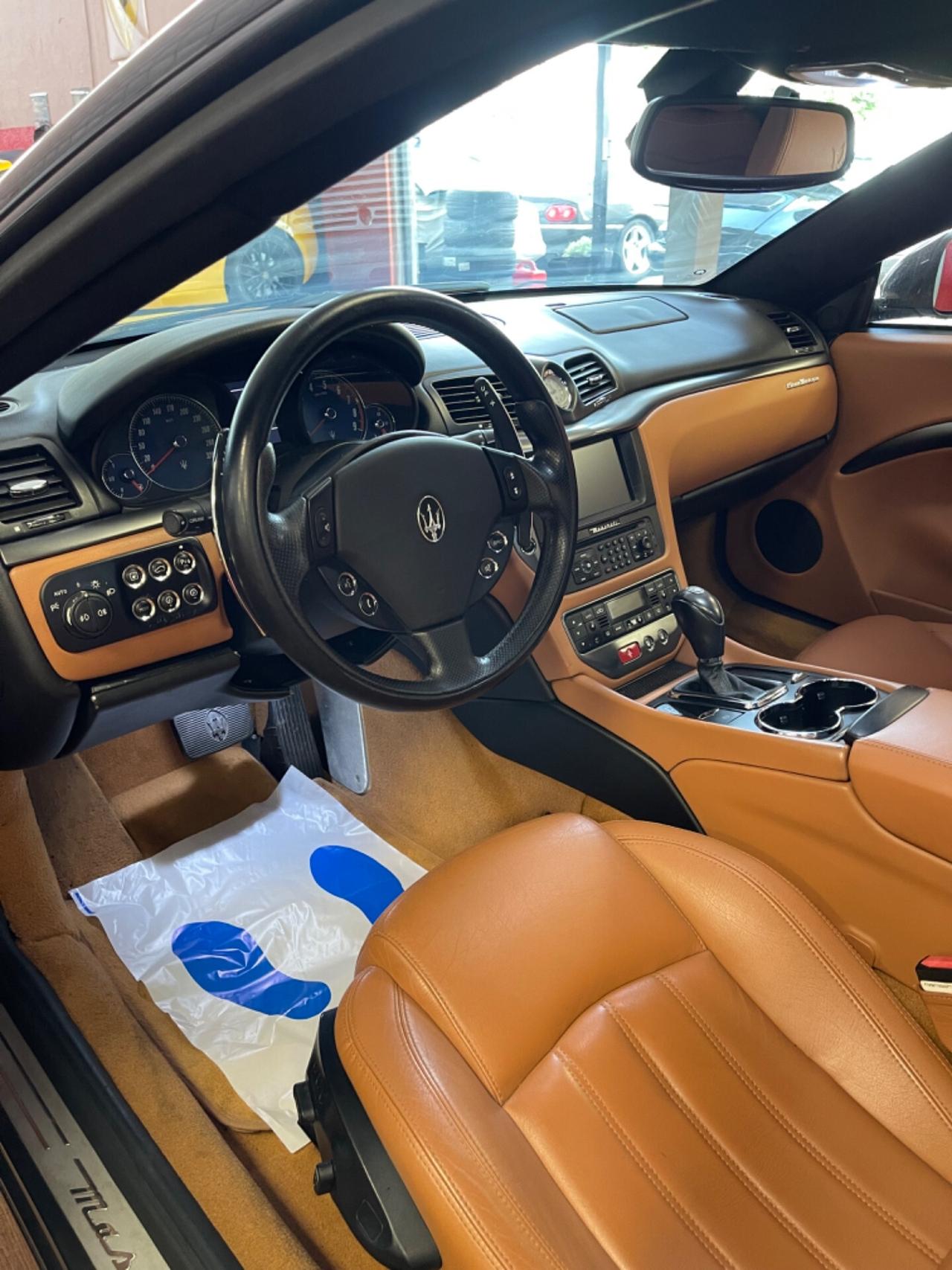 Maserati GranTurismo 4.2 V8 PERMUTE