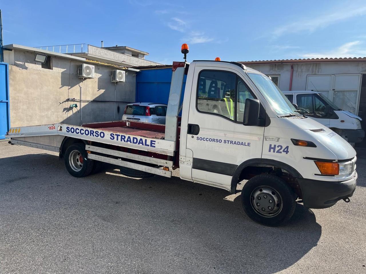 Iveco 50C13 2.8 carro attrezzi “pat.B”-2000