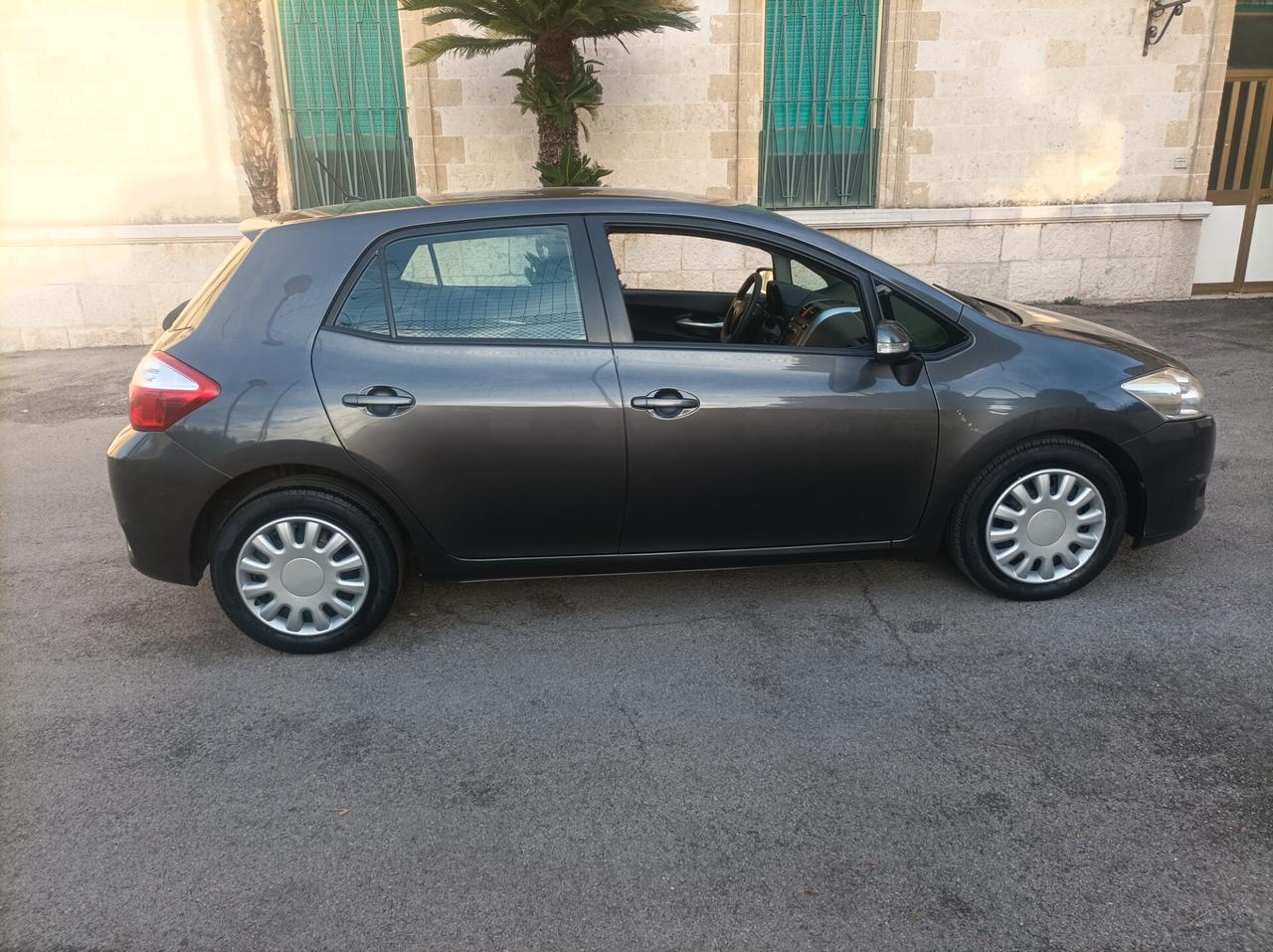 Toyota Auris 1.4 D-4D 5 porte Sol Perfetta