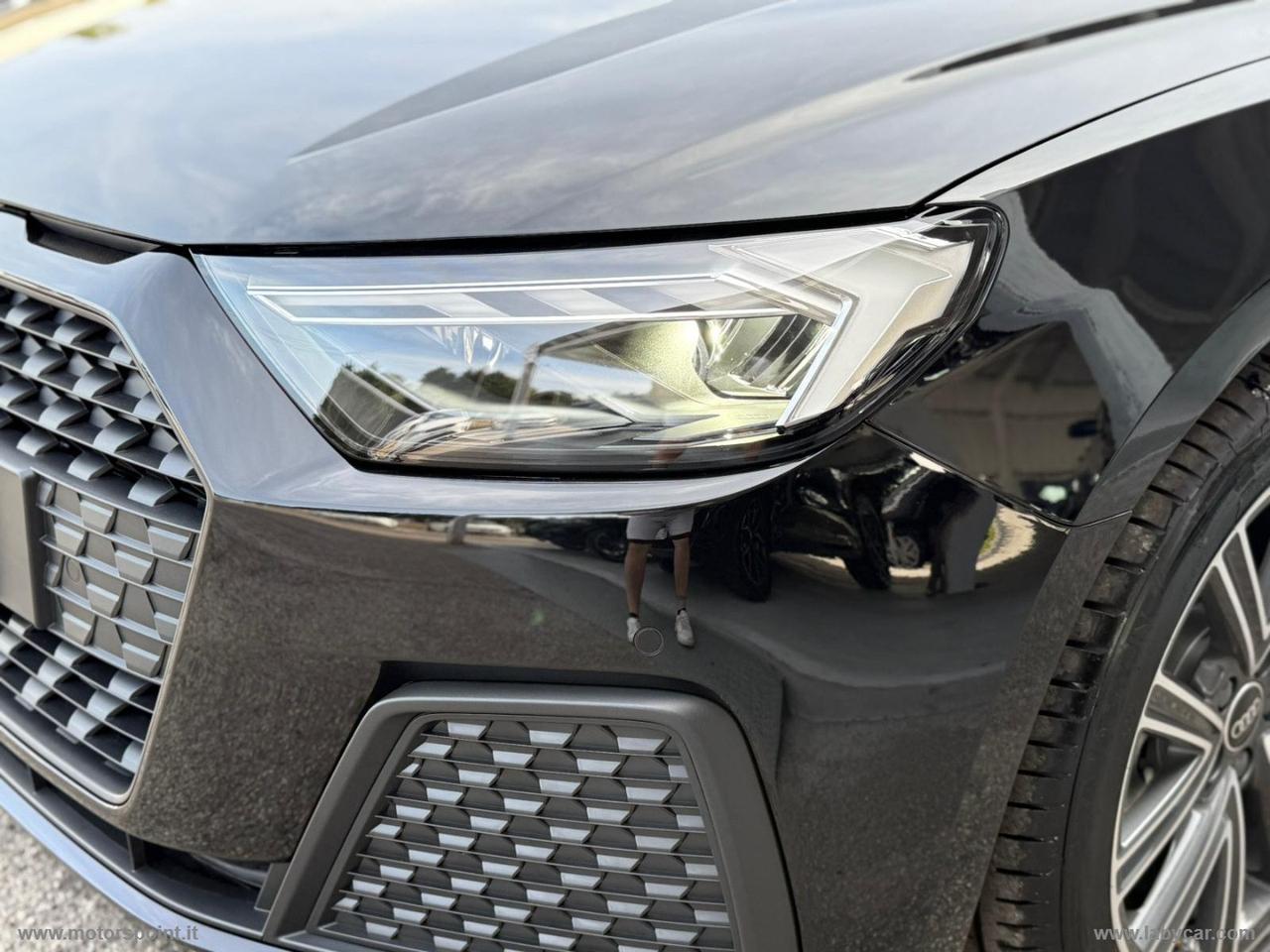 AUDI A1 SPB 30 TFSI S tronic Identity Black