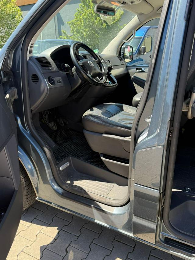 VOLKSWAGEN Multivan VW T5 2.5Tdi 174cv 7Posti 4x4 Motion Highline