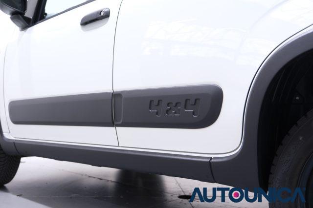 FIAT Panda 0.9 TWINAIR TURBO S&S 4x4 NEOPATENTATI