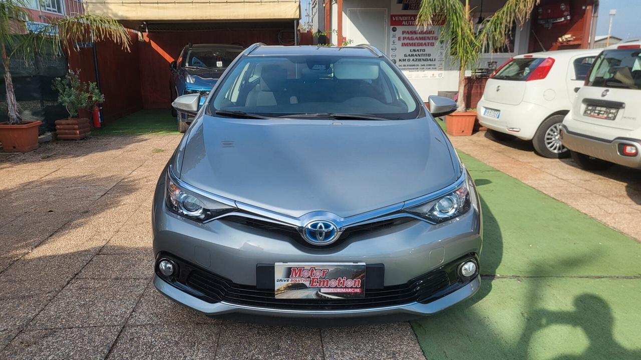 Toyota Auris Touring Sports 1.8 Hybrid Lounge